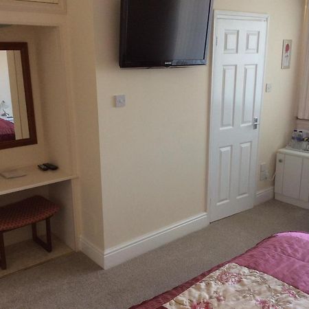 Highfield Guest House Шерингам Екстериор снимка