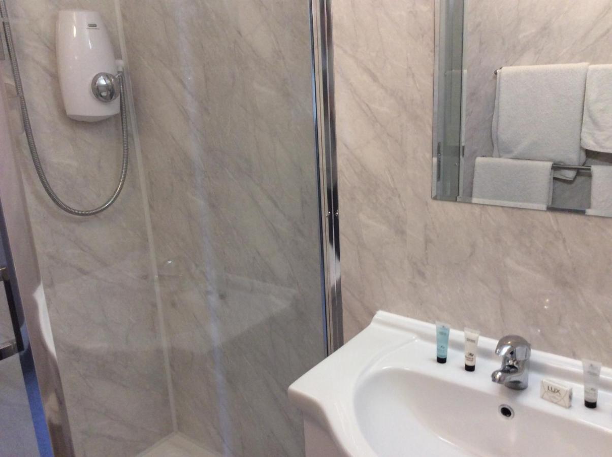 Highfield Guest House Шерингам Екстериор снимка